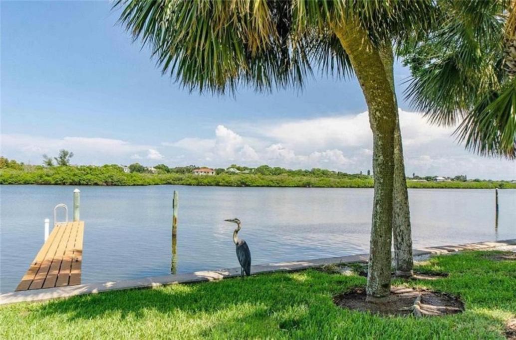 Bayshore Yatch Tennis Condo 2Br 3 Beds, Walking Distance To Beautiful Quite Beach Клеруотер-Бич Экстерьер фото